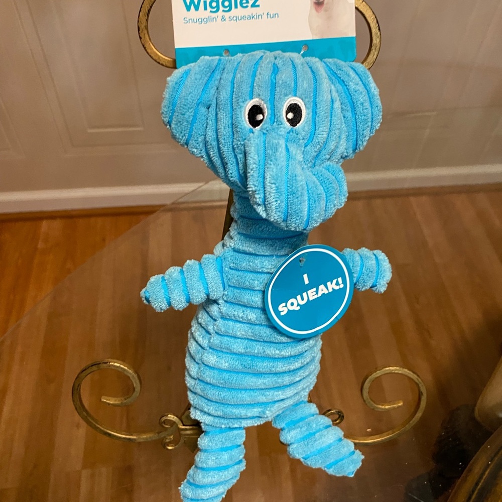 - Brand New Outward Hound With Squeaker12” - Picture 6 of 7